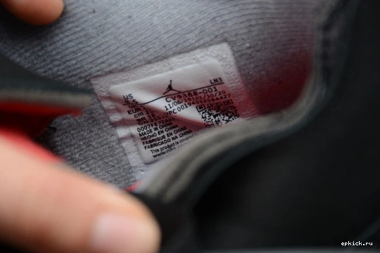 Rep EP x 4 CV9388-001 “Bred” Air O-W CV9388-001 Jordan 0401